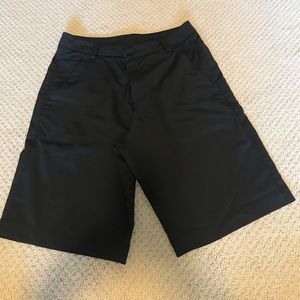 Men’s black Puma golf shorts sz 30